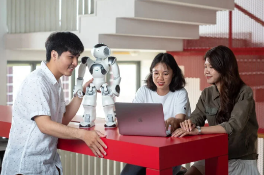 Google: AI Gemini tăng trưởng mạnh, Việt Nam dẫn đầu về ứng dụng học thuật