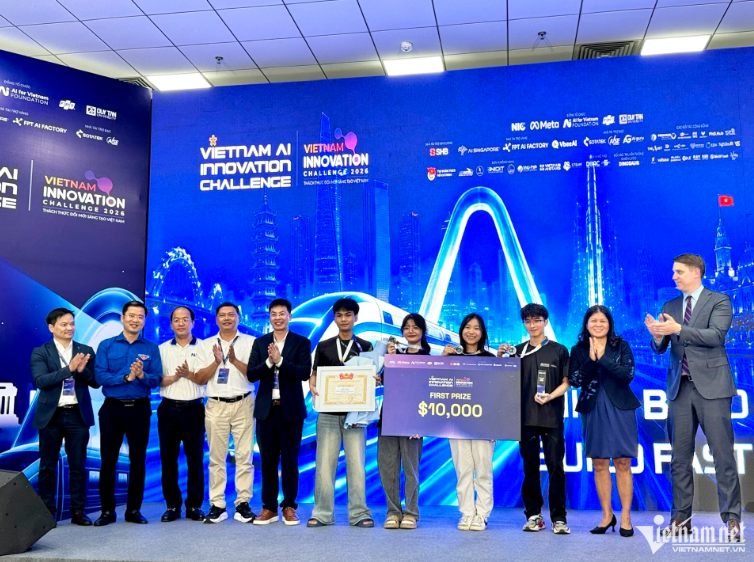 Trường ĐH Công nghệ giành chiến thắng Thách thức Đổi mới sáng tạo Việt Nam 2026