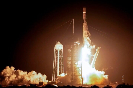 SpaceX thử nghiệm vận chuyển hàng hóa bằng tên lửa Falcon 9