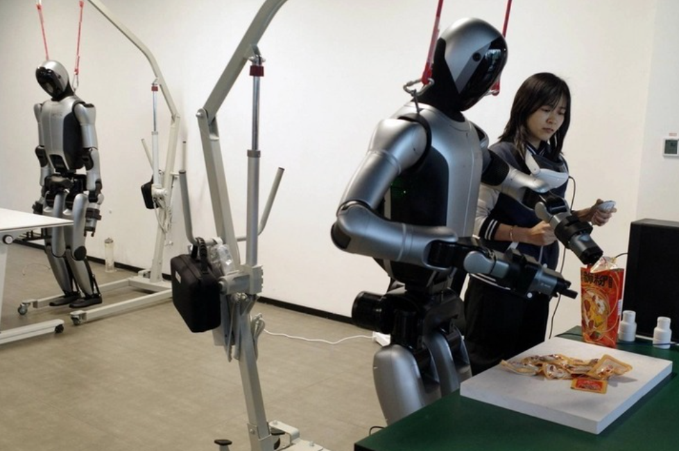 Công nghệ 15/10: Robot hình người có thể khiến chip nhớ khan hiếm